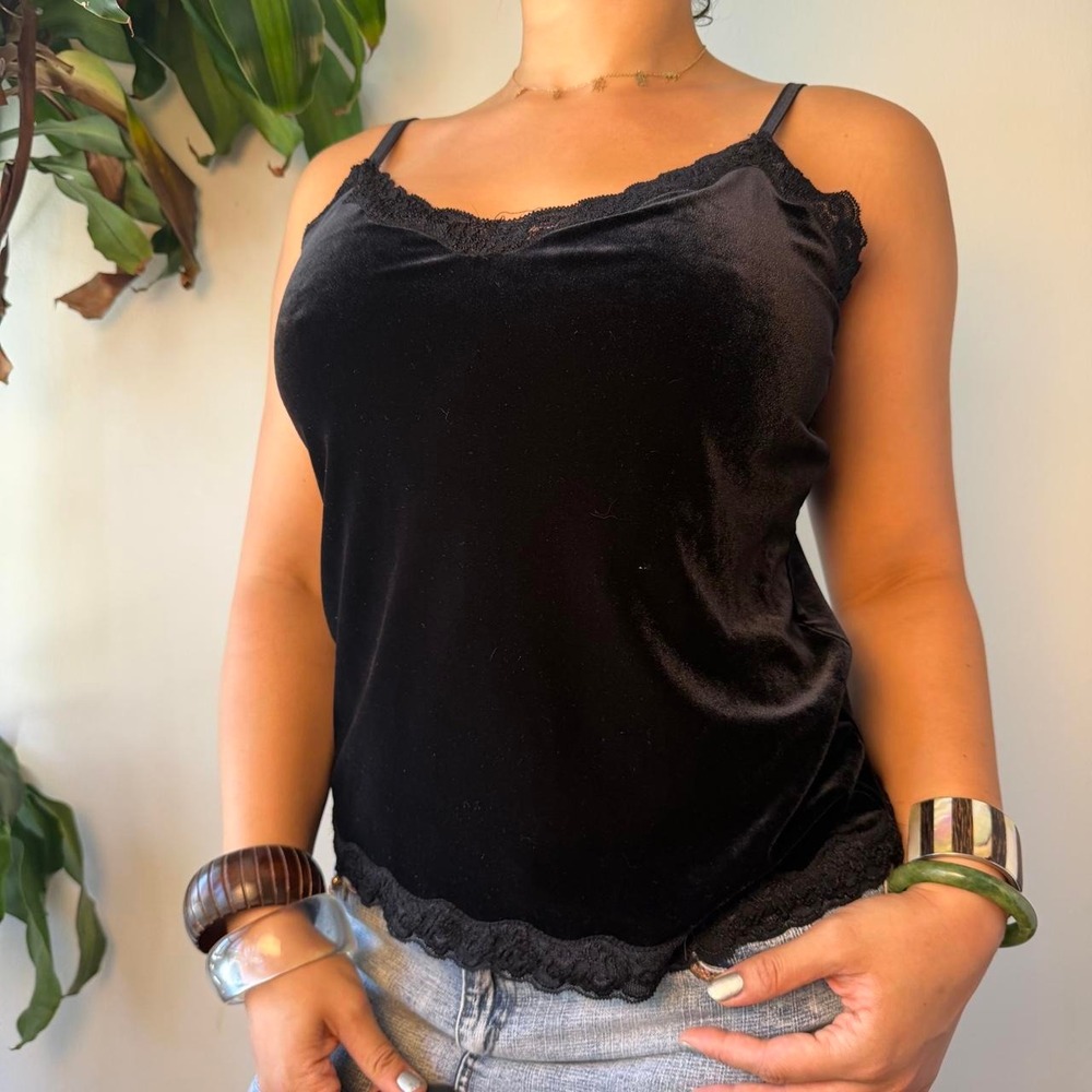 Coldwater Creek Black Velvet Lace Trim Cami Tank Top Built-in Bra Whimsygoth L